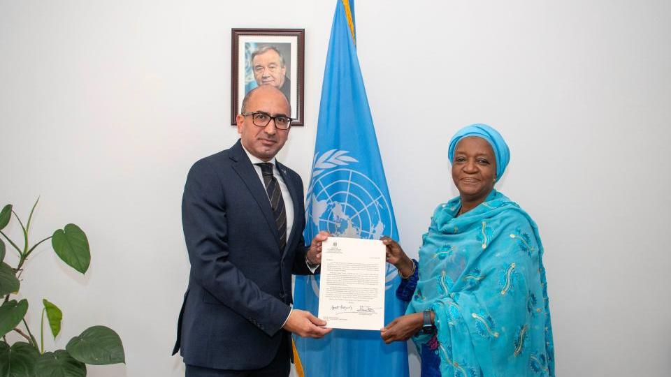 H.E. Mr. Hatem Yousri Hosni, the New Permanent Representative of the Arab Republic of Egypt to the United Nations Office at Nairobi, the United Nations Environment Programme (UNEP), and the United Nations Human Settlements Programme (UN-Habitat), presented his credentials to Madam Zainab Hawa Bangura, Director-General of the United Nations Office at Nairobi (UNON).