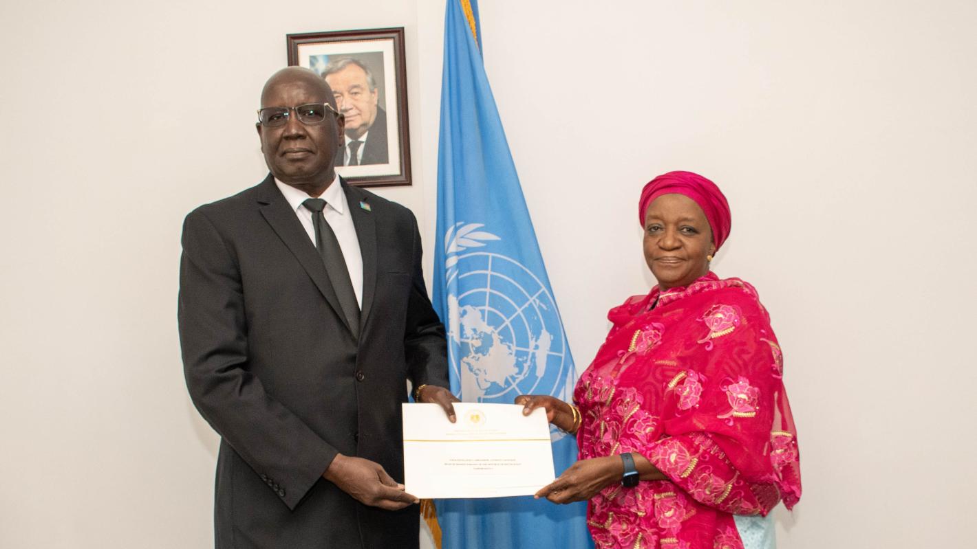 H.E. Amb. Anthony Louis Kon, the new Permanent Representative of the Republic of South Sudan to the United Nations Office at Nairobi, the United Nations Environment Programme (UNEP), and the United Nations Human Settlements Programme (UN-Habitat), presented his credentials to Madam Zainab Hawa Bangura, Director-General of the United Nations Office at Nairobi (UNON)