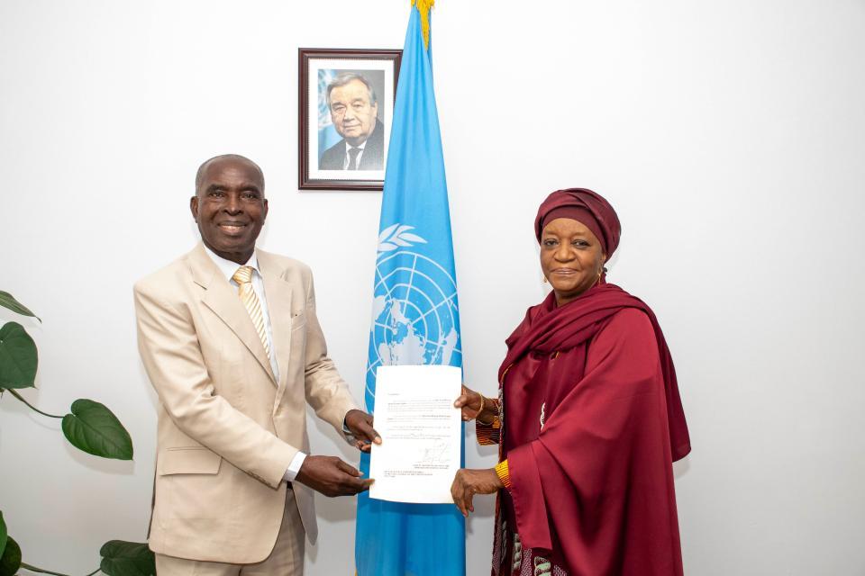 H.E Mr Paul Evans Aidoo, the new Permanent Representative of the Republic of Ghana to the United Nations Office at Nairobi, the United Nations Environment Programme (UNEP), and the United Nations Human Settlements Programme (UN-Habitat), presented his credentials to Madam Zainab Hawa Bangura, Director-General of the United Nations Office at Nairobi (UNON).