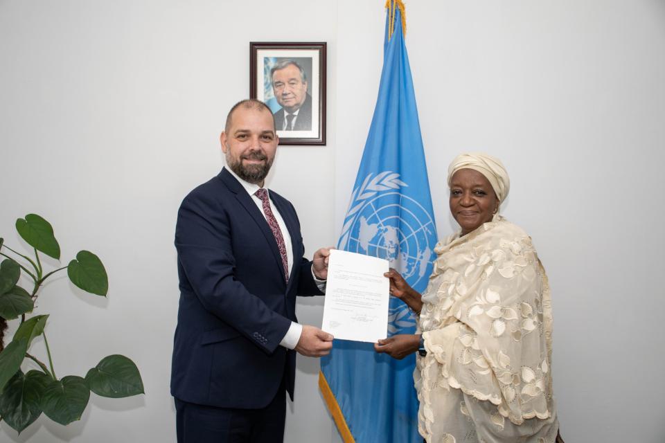  H.E. Mr. Maroš Mitrík, the new Permanent Representative of the Slovak Republic to the United Nations Office at Nairobi, the United Nations Environment Programme (UNEP), and the United Nations Human Settlements Programme (UN-Habitat), presented his credentials to Madam Zainab Hawa Bangura, Director-General of the United Nations Office at Nairobi (UNON).