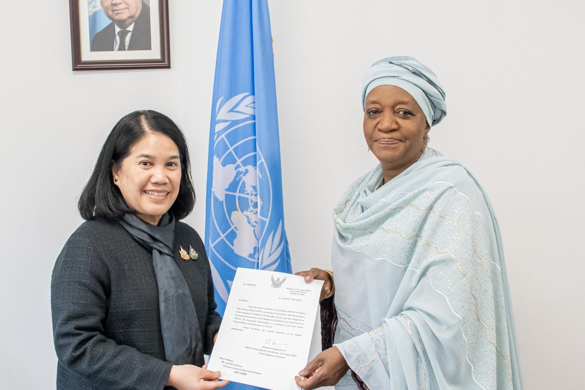 H.E. Ms. Jirusaya Burananda presenting her credentials