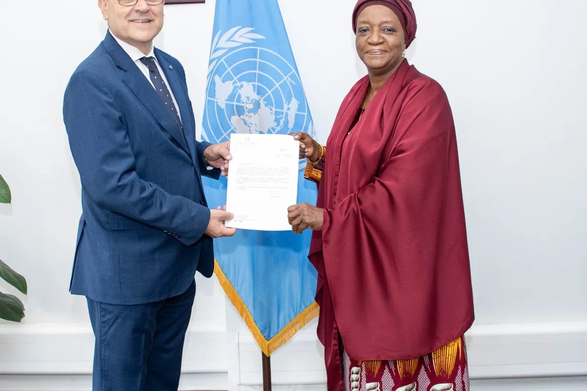 H.E. Mr. Vincenzo Del Monaco presents credentials to UNON Director-General Mrs Zainab Hawa Bangura